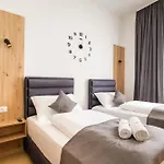 Apartman Bonitas & *